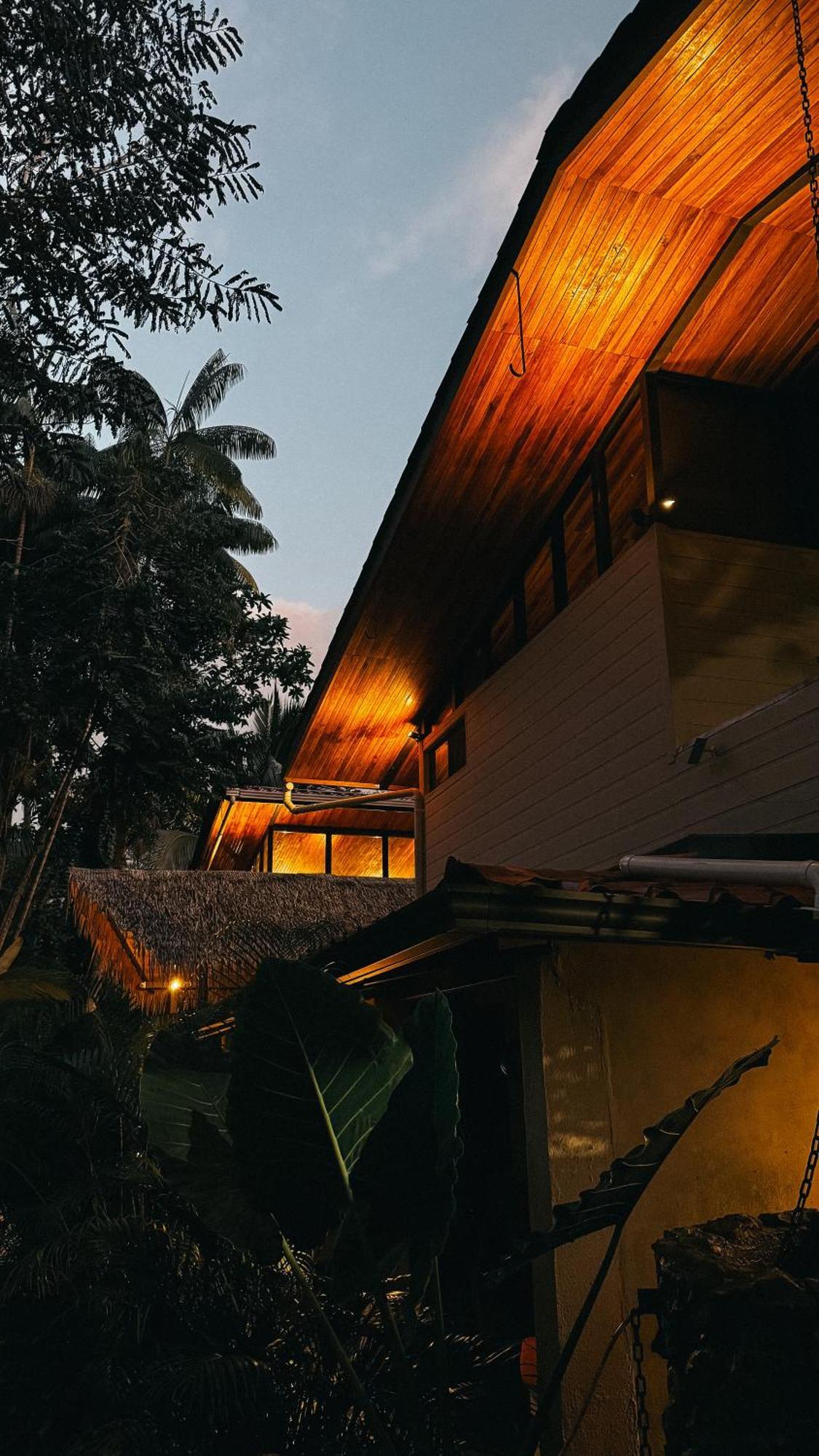 Conga Boutique Hotel Puerto Viejo de Talamanca Kültér fotó